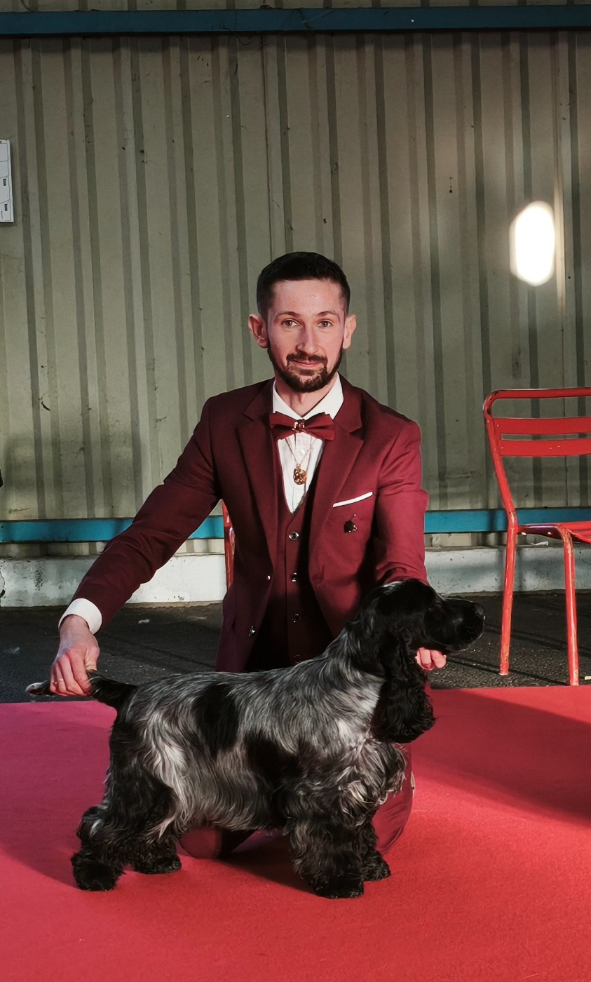 Royal's Friend ECS Ain't It Funny